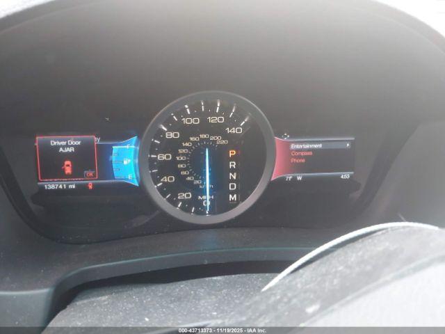 Ford Explorer Xlt Image 15