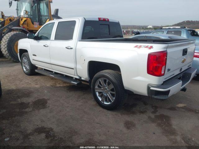 Chevrolet Silverado 1500 High Country Image 2