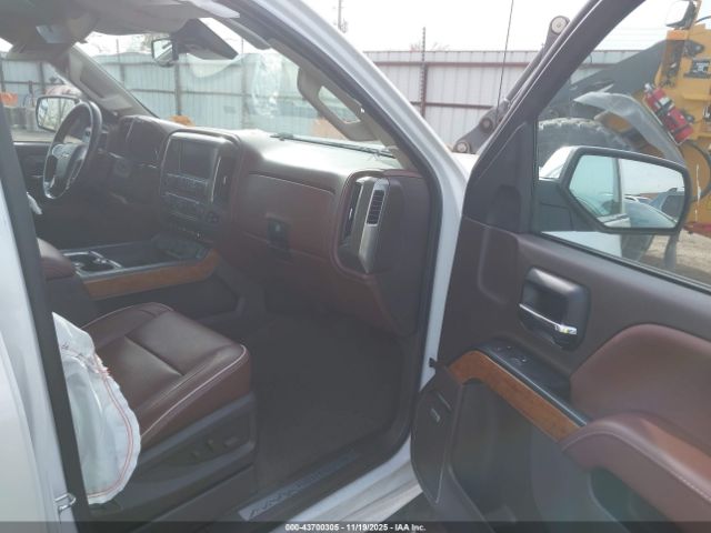 Chevrolet Silverado 1500 High Country Image 4