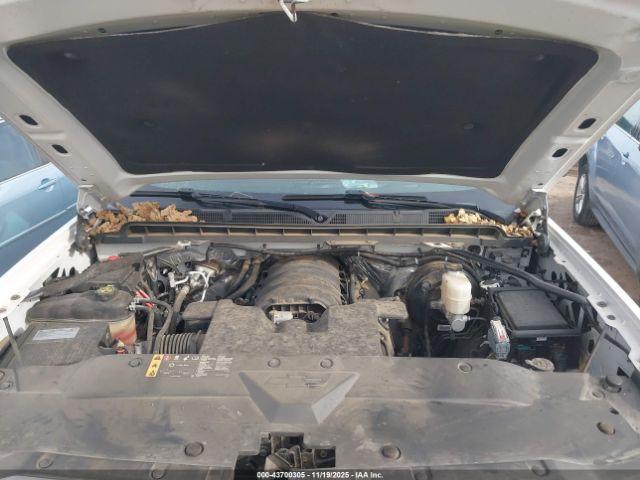 Chevrolet Silverado 1500 High Country Image 12