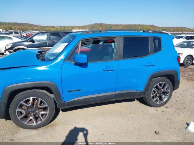Jeep Renegade Latitude Image 9