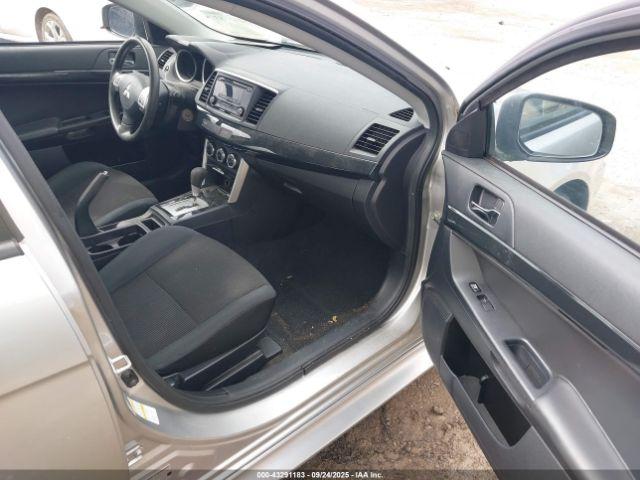 Mitsubishi Lancer Es Image 3