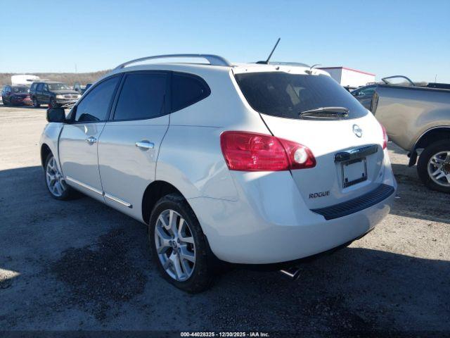 Nissan Rogue Image 6