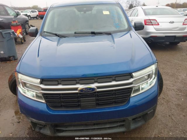 Ford Maverick Lariat Image 13
