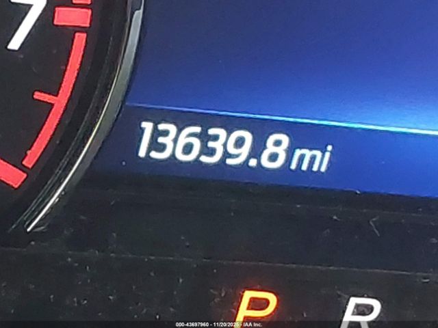 Ford Maverick Lariat Image 9