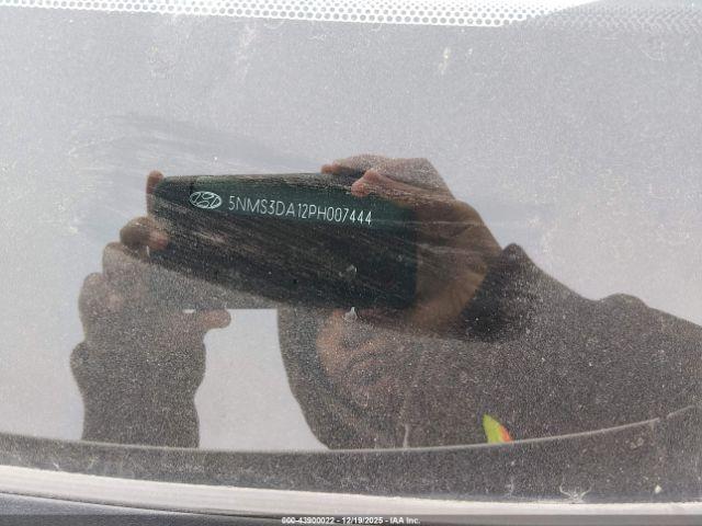 Hyundai SANTA FE Sel Premium Image 11