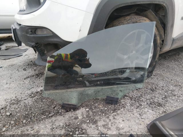 Hyundai SANTA FE Sel Premium Image 6