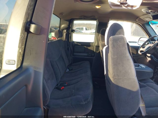 Chevrolet Silverado 1500 Ls Image 15