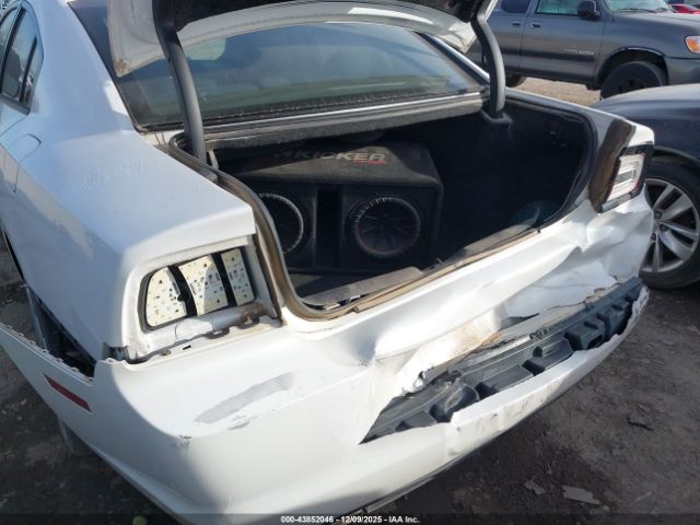 Dodge Charger Se Image 2