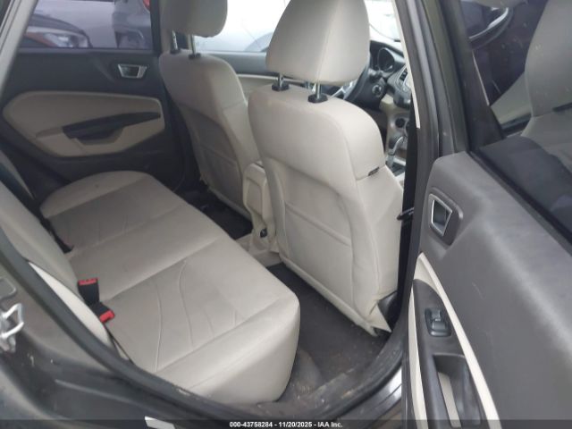 Ford Fiesta Se Image 6