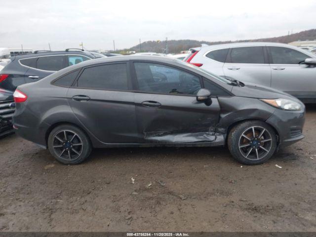 Ford Fiesta Se Image 11