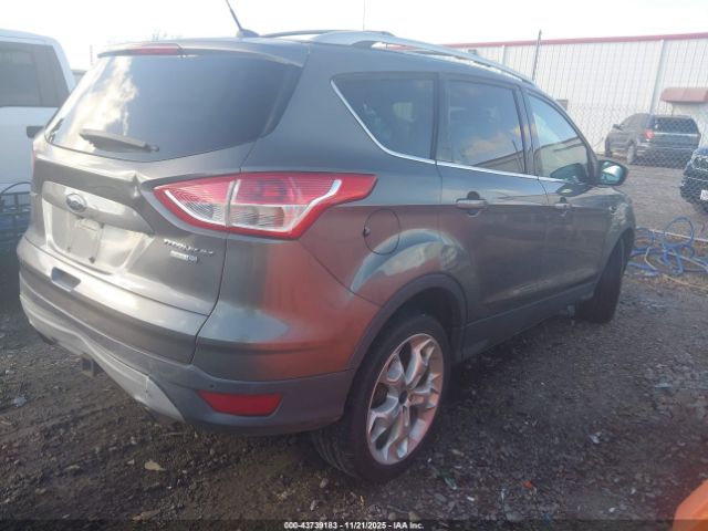 Ford Escape Titanium Image 4