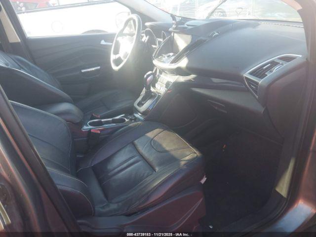 Ford Escape Titanium Image 5