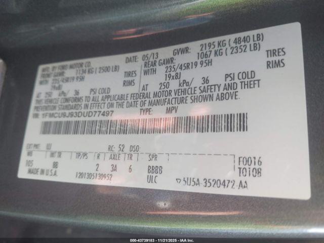 Ford Escape Titanium Image 6