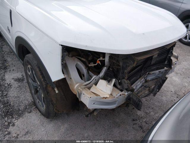 Ford Bronco Outer Banks Image 7