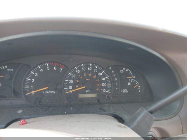 Toyota Tundra Sr5 V8 Image 2