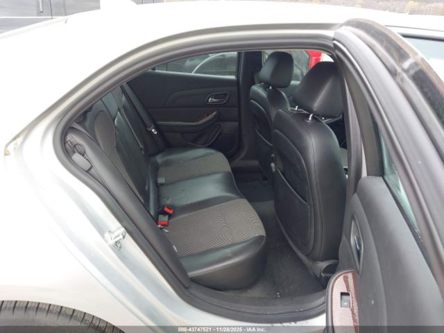 Chevrolet Malibu 1lt Image 4