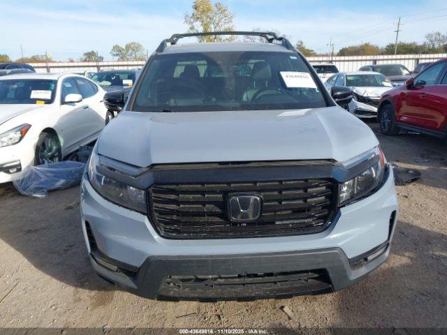 Honda Ridgeline Black Edition Image 12