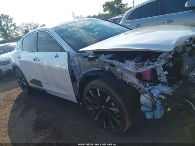 Toyota Crown Platinum Image 5