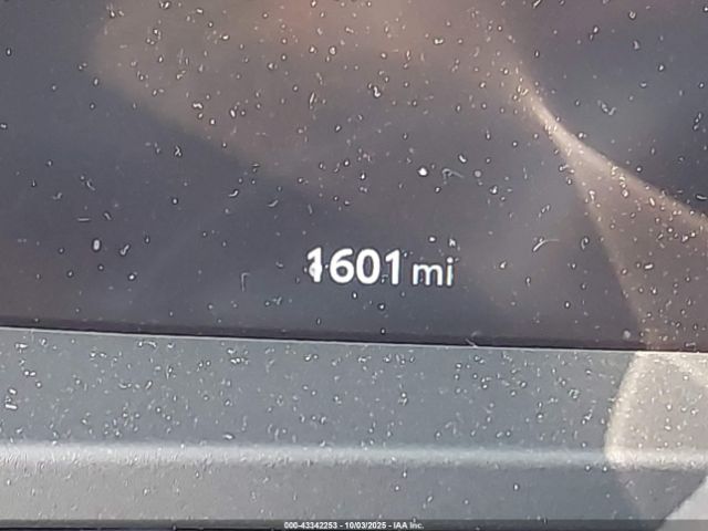 Toyota Crown Platinum Image 14