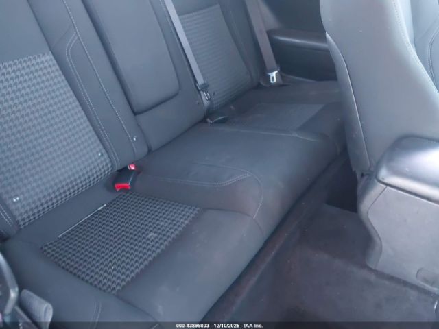 Dodge Challenger Sxt Image 2