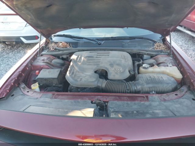 Dodge Challenger Sxt Image 13