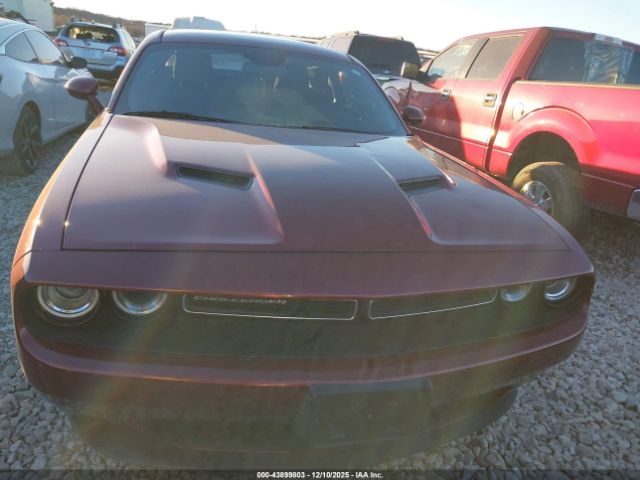 Dodge Challenger Sxt Image 9