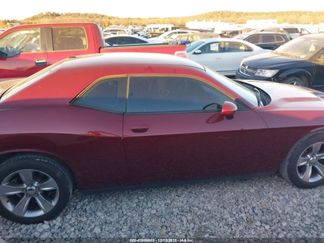 Dodge Challenger Sxt Image 14
