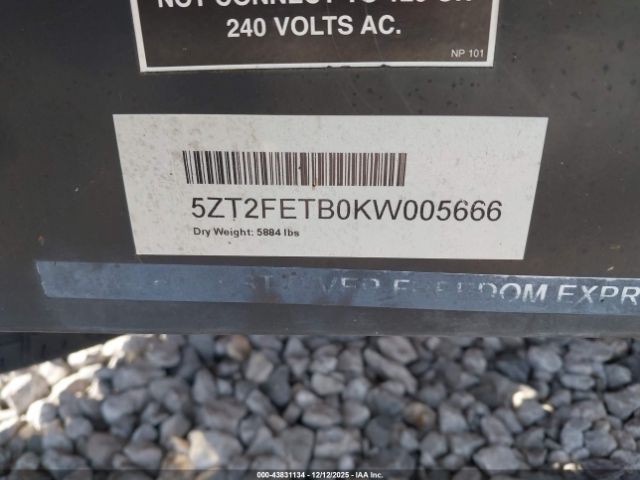 Coachmen Other Image 6