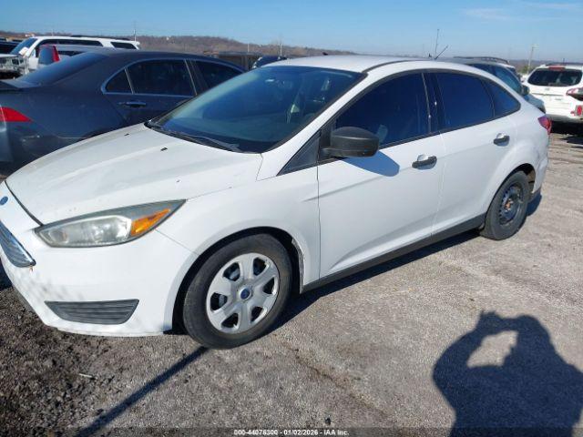 Ford Focus S Image 2