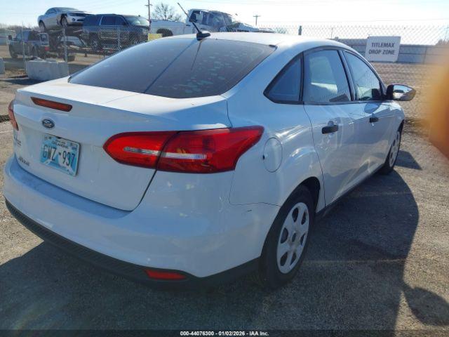 Ford Focus S Image 6