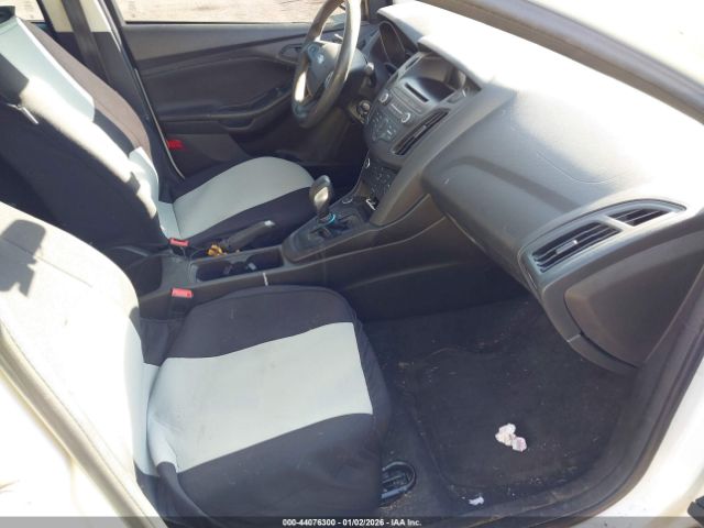 Ford Focus S Image 9