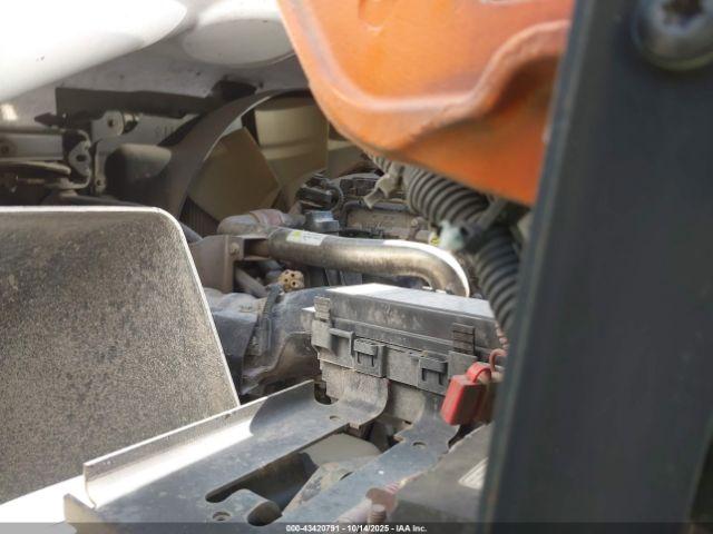 Freightliner 114sd Image 13