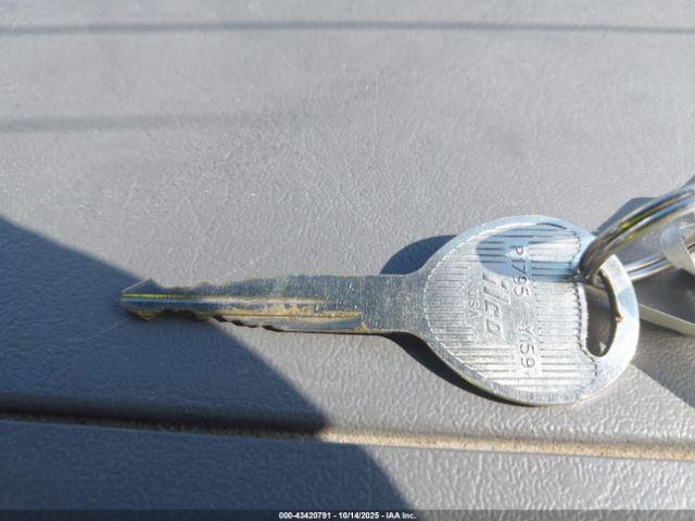 Freightliner 114sd Image 11