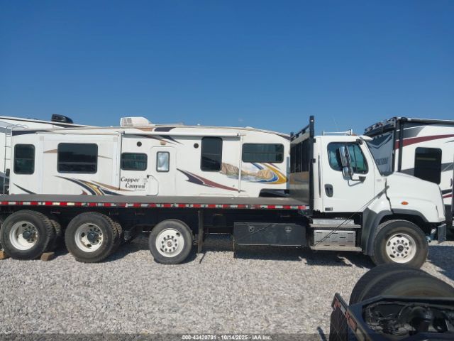 Freightliner 114sd Image 7