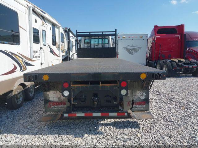 Freightliner 114sd Image 14