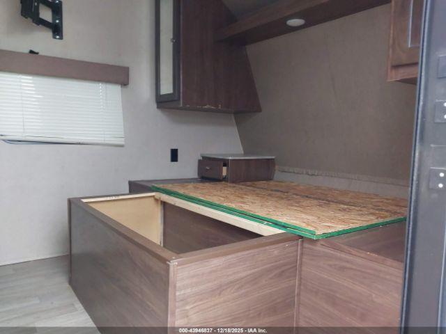 Coleman Other Image 12