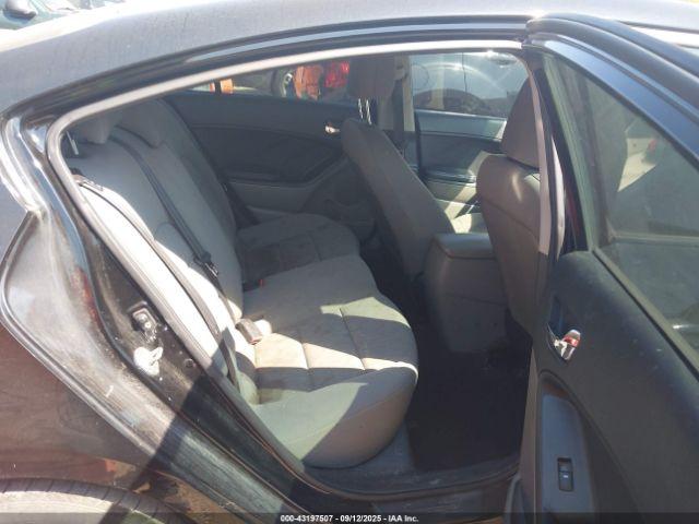 Kia Forte Lx Image 8