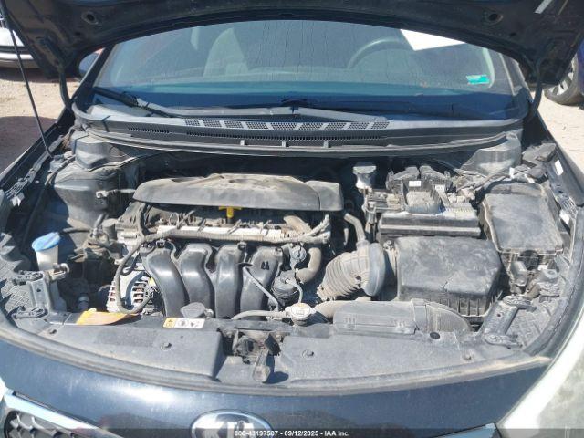 Kia Forte Lx Image 11