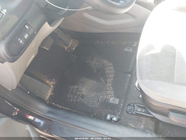 Kia Forte Lx Image 9