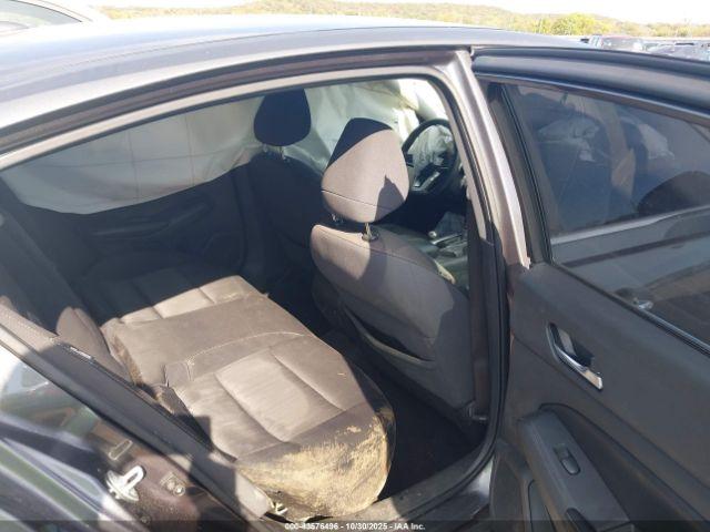 Nissan Altima 2.5 S Image 9