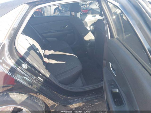 Hyundai ELANTRA Se Image 10