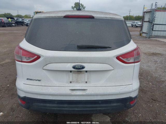Ford Escape S Image 12