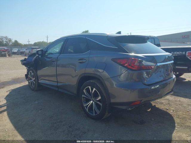 Lexus RX Image 19
