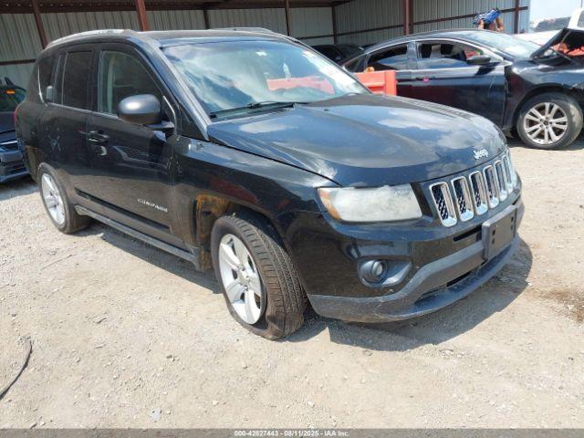  Salvage Jeep Compass