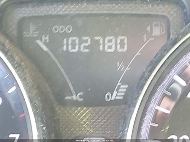 Nissan Versa 1.6 Sv Image 14