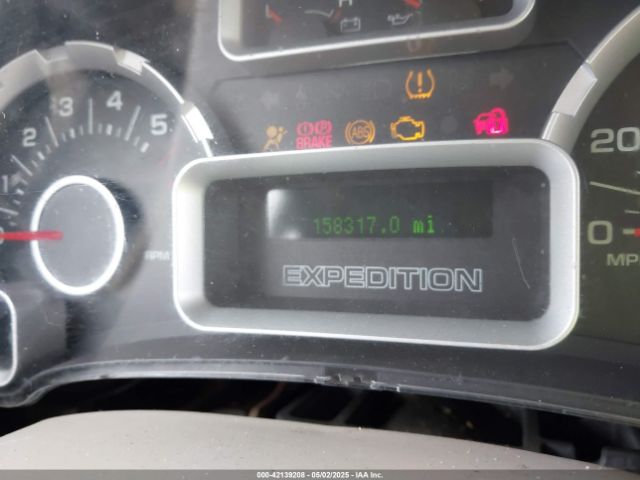 Ford Expedition Xlt Image 8