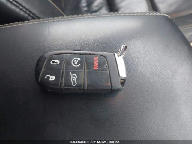 Jeep Grand Cherokee Limited Image 16