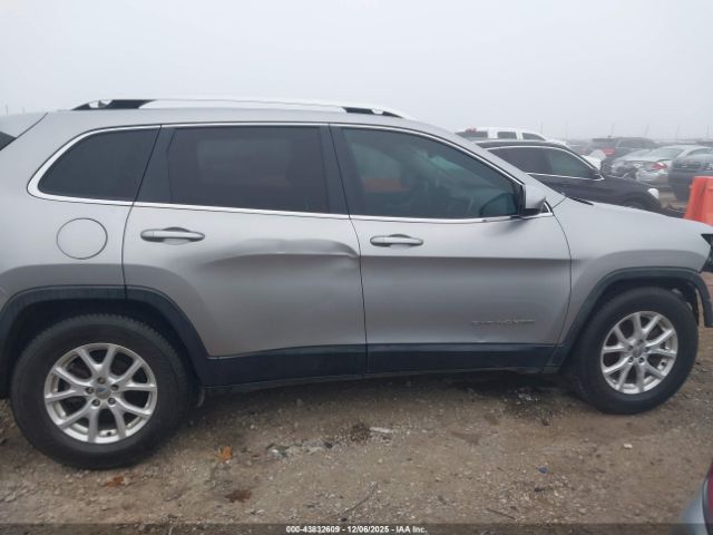 Jeep Cherokee Latitude Image 12