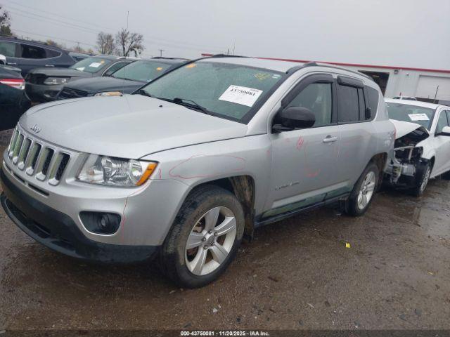 Jeep Compass Image 2